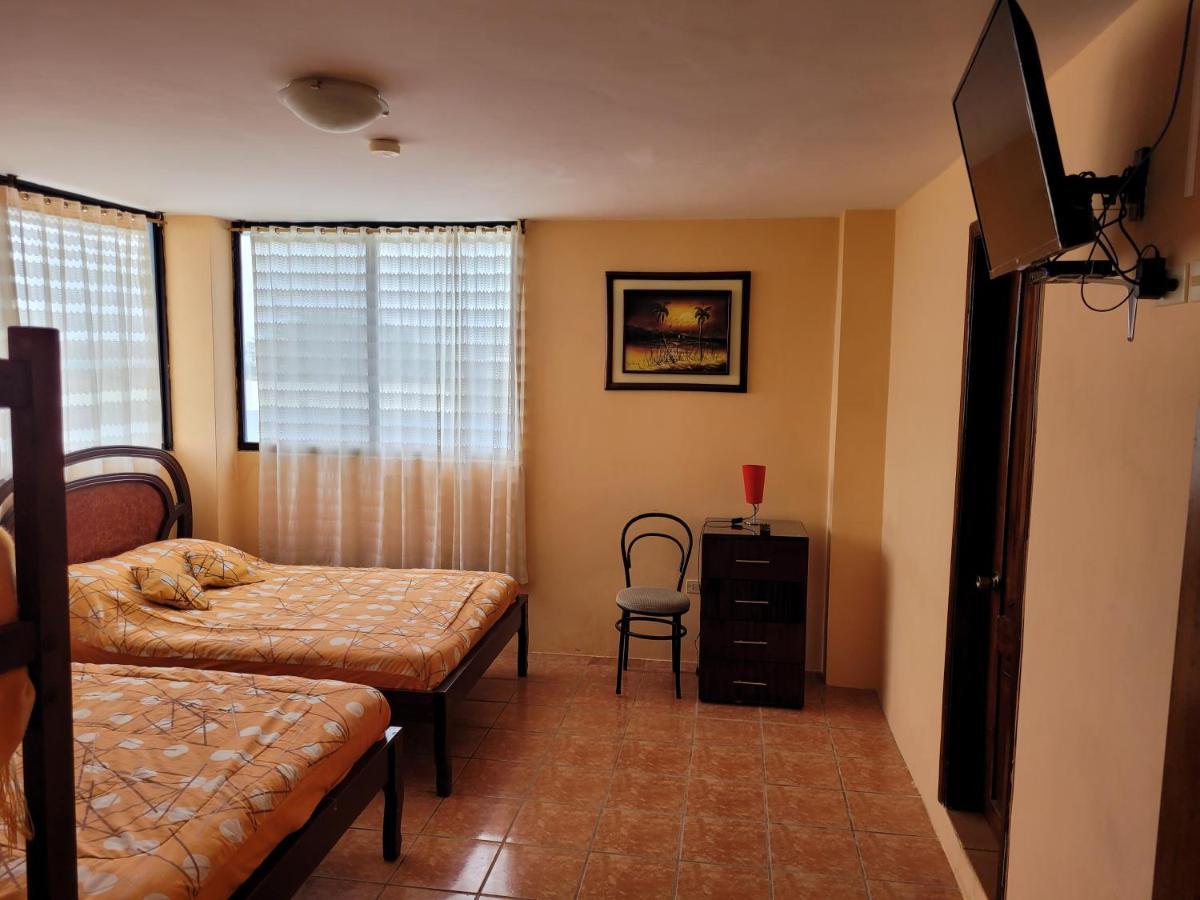 Hostal Haziel Salinas  Exterior photo