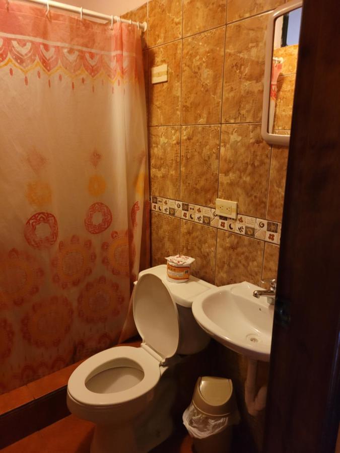 Hostal Haziel Salinas  Exterior photo