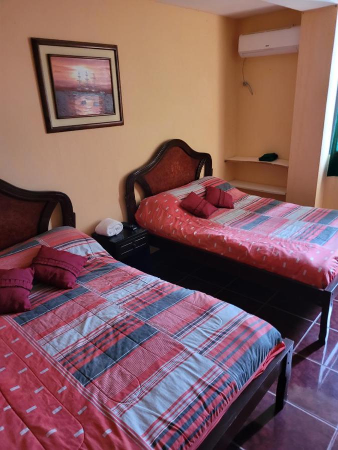 Hostal Haziel Salinas  Exterior photo