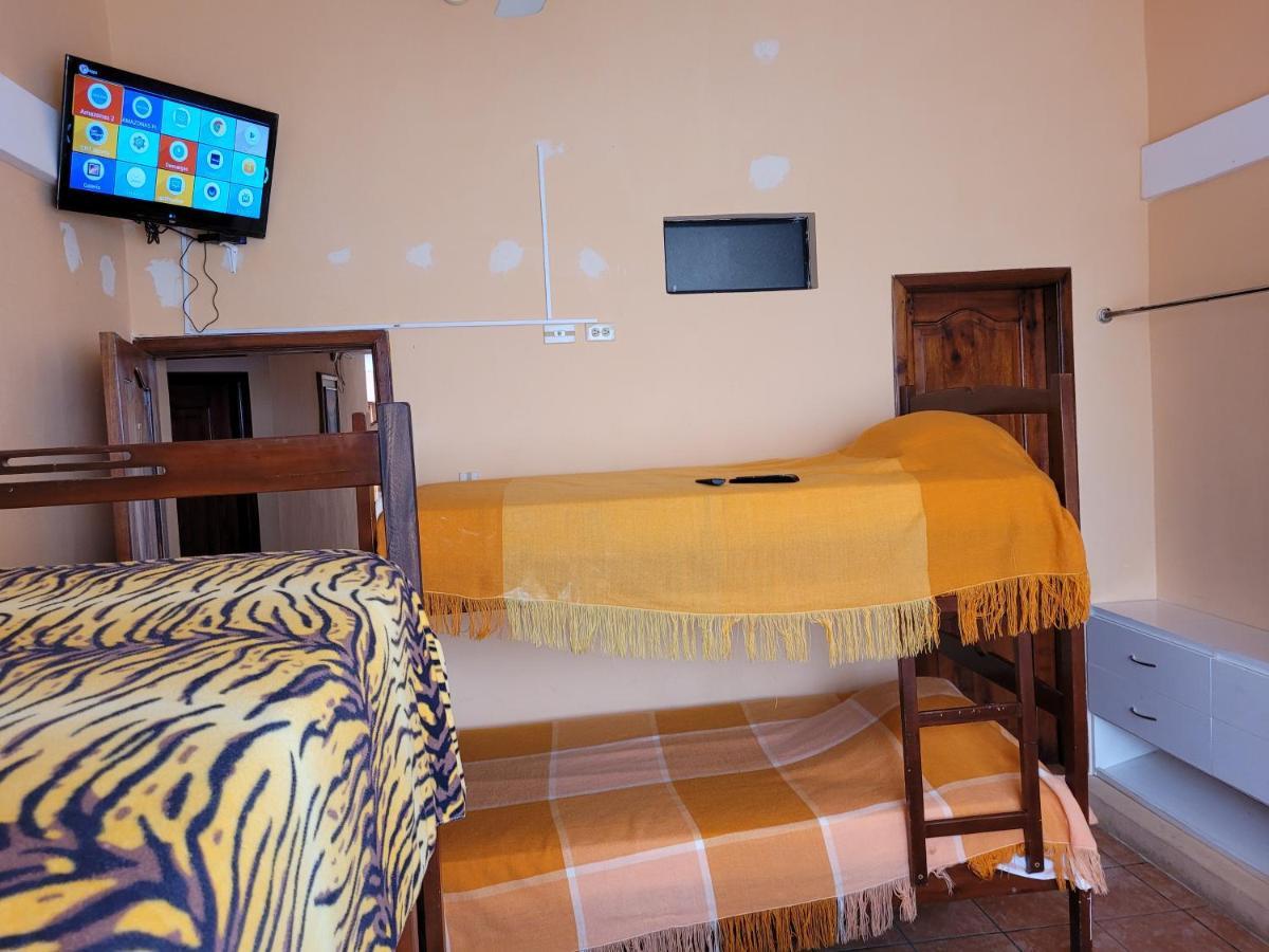 Hostal Haziel Salinas  Exterior photo